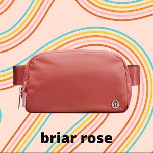 Lululemon everywhere belt bag briar rose